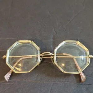 Vintage 70 80\'s Rd Glasses Vintage Sunglasses: 70s , 80s & 90s era glasses and sunglasses main image 2